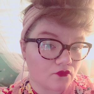 Meet your Posher, Tessa